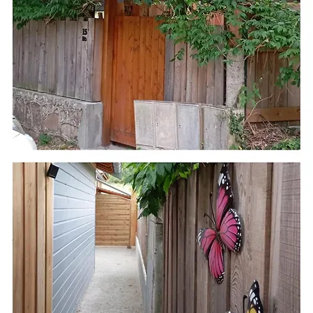 펜션 Charmante Maisonnette Au Bord Du Doux *