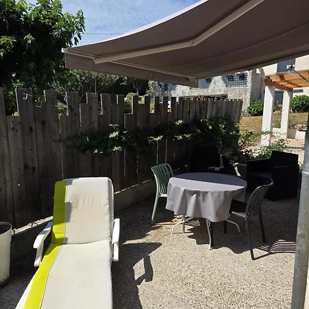 Nyaraló Charmante Maisonnette Au Bord Du Doux Lamastre